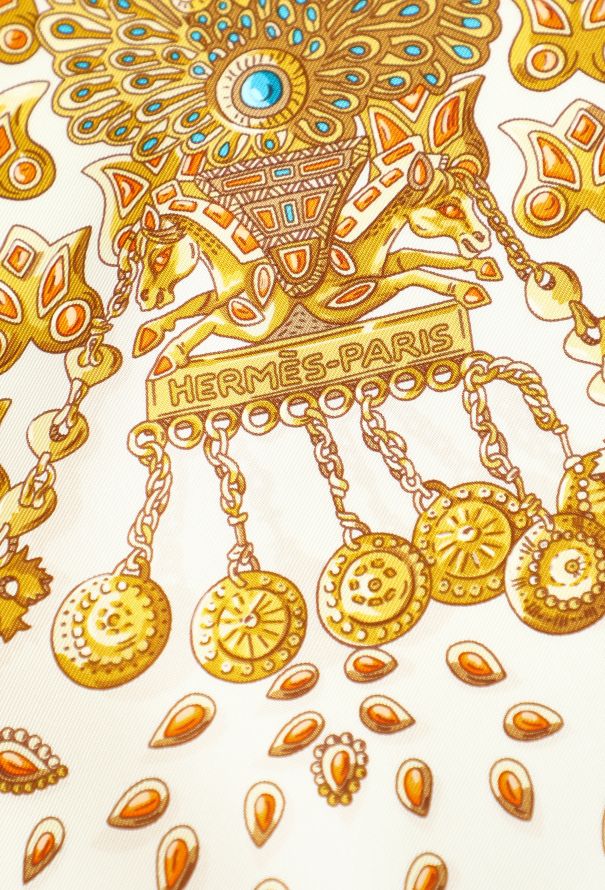 Hermès 'Tresors Retrouve' 90cm Silk Carré - 7 Hermès 'Tresors Retrouve' 90cm Silk Carré - 7