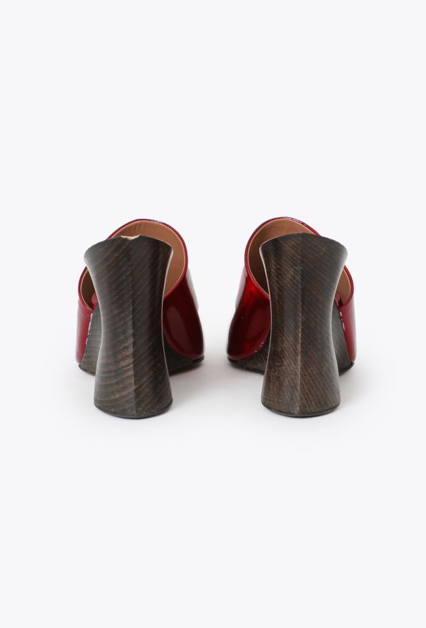 Alaïa S/S 2022 Carved Wooden Mules - 5 Alaïa S/S 2022 Carved Wooden Mules - 5