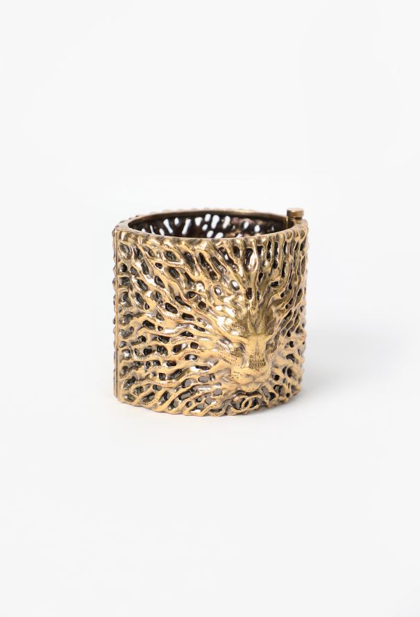 Chanel 2019 Sculpted Lion Head Cuff - 3