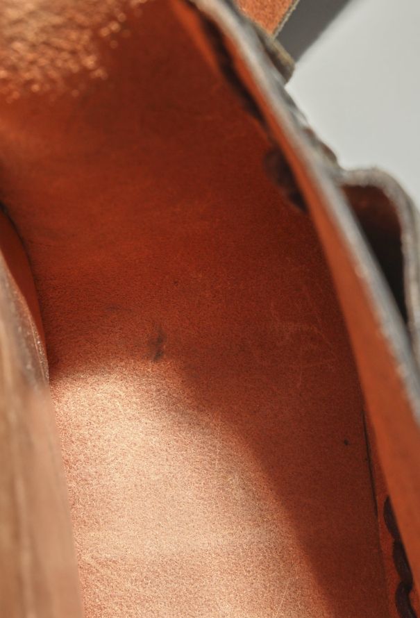 World Treasures Spanish Hand Tooled Leather Bag - 11 World Treasures Spanish Hand Tooled Leather Bag - 11