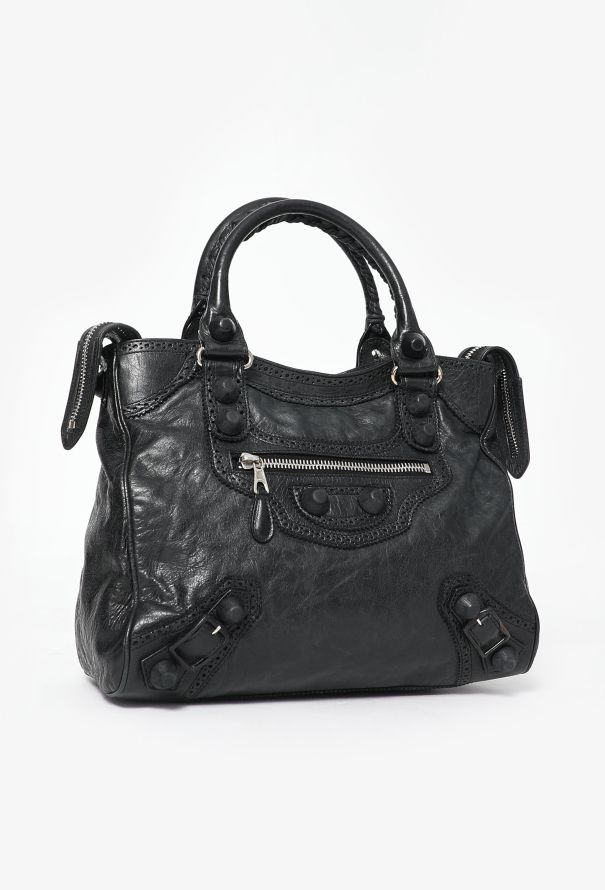 Classic city shoulder bag best sale