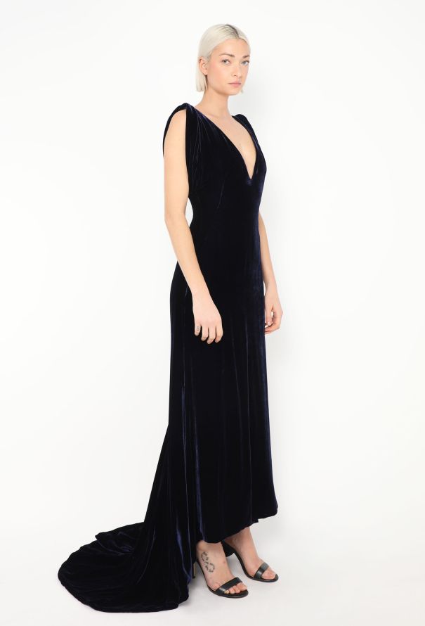 Alexander McQueen 2007 Plunging Silk Velvet Gown - 1