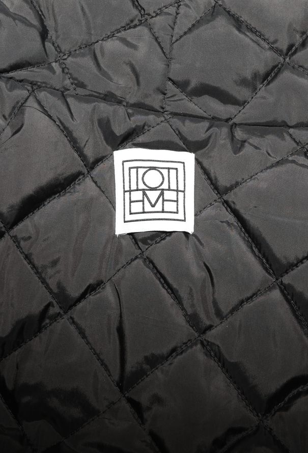 Toteme 2022 Oversized Quilted Coat - 6