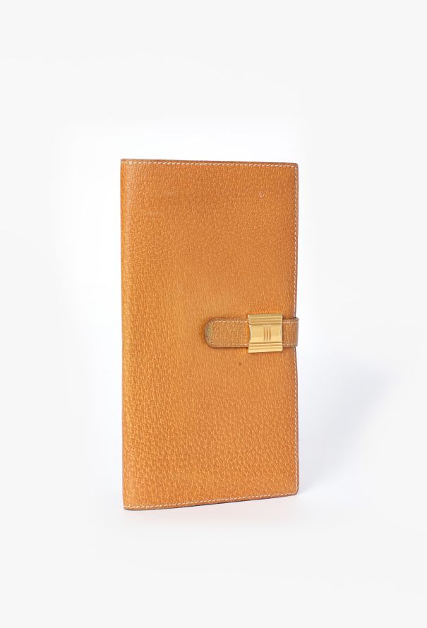 Hermès Rare '90s Gold Peccary Cadenas Wallet - 2