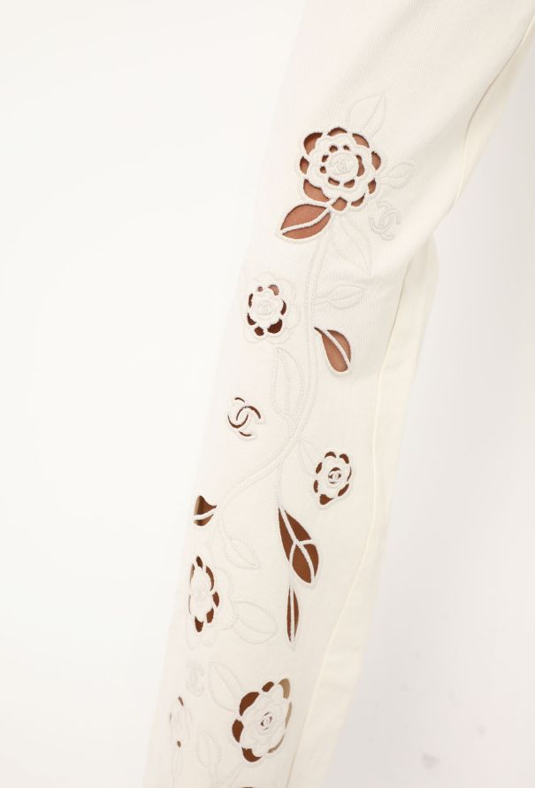 Chanel 2024 Floral Cut-Out 'CC' Jeans - 6 Chanel 2024 Floral Cut-Out 'CC' Jeans - 6