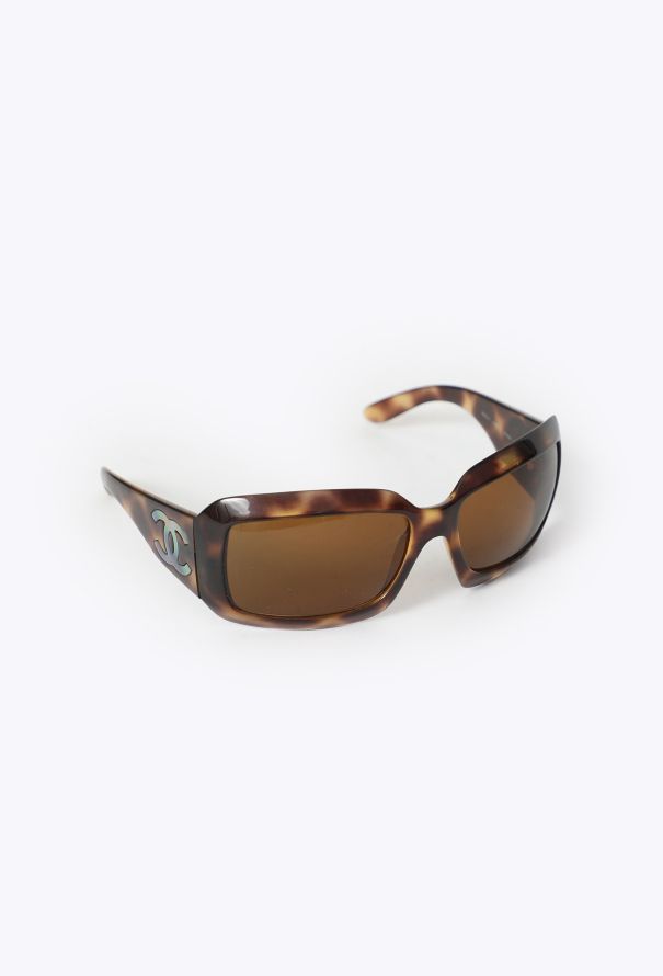 Chanel '90s Tortoiseshell 'CC' Sunglasses - 4