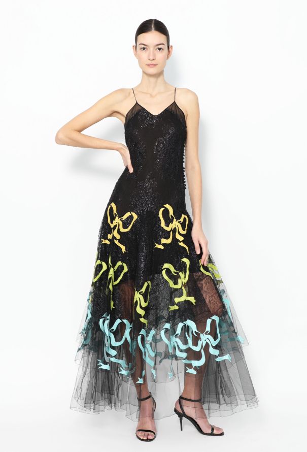 Christian Dior ULTRA RARE F/W 2002 Lace Bow Gown - 5 Christian Dior ULTRA RARE F/W 2002 Lace Bow Gown - 5