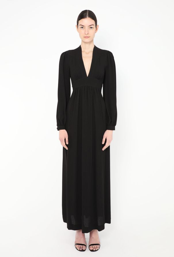 Ossie Clark Timeless Mid '70s Plunging Crêpe Dress - 2