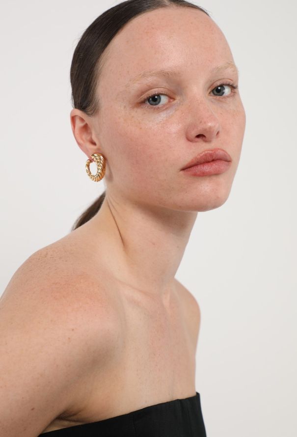 Vintage Fine Jewelry 18k Yellow Gold Twisted Clip On Earrings - 2 Vintage Fine Jewelry 18k Yellow Gold Twisted Clip On Earrings - 2