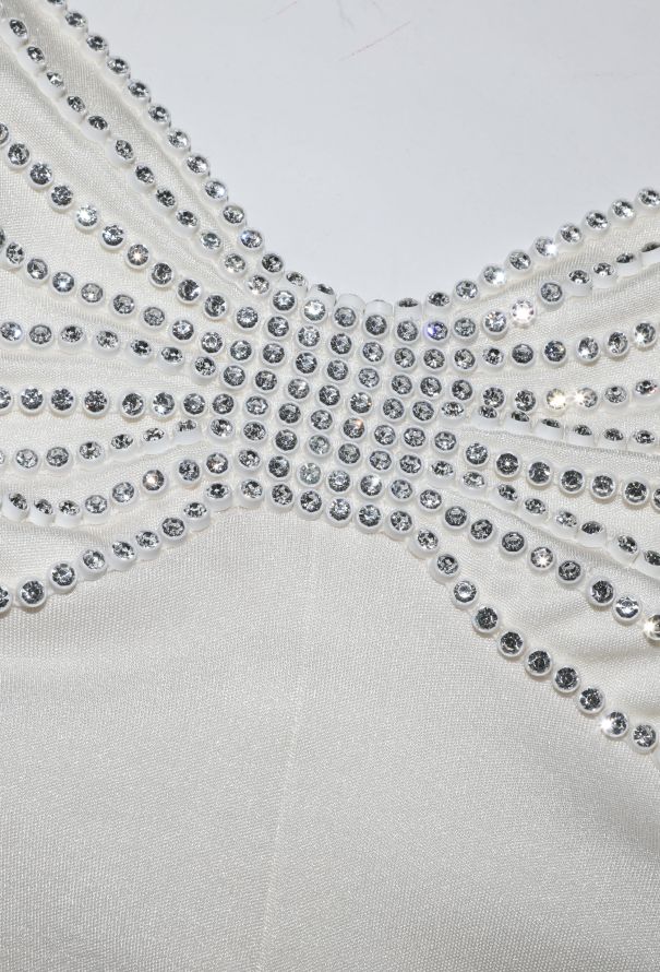 Azzaro 1978 Strass Butterfly Open-Back Gown - 8