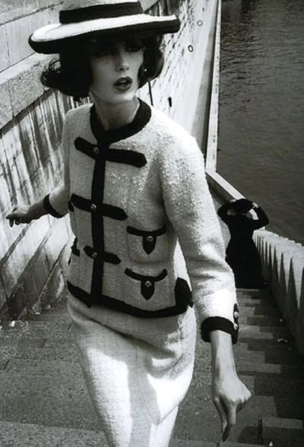 Chanel Spring 2007 Denim Trim Tweed Jacket - 7