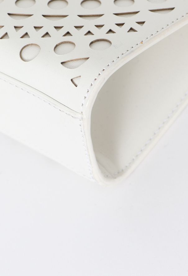 Alaïa Laser Cut Vienne Clutch - 8 Alaïa Laser Cut Vienne Clutch - 8