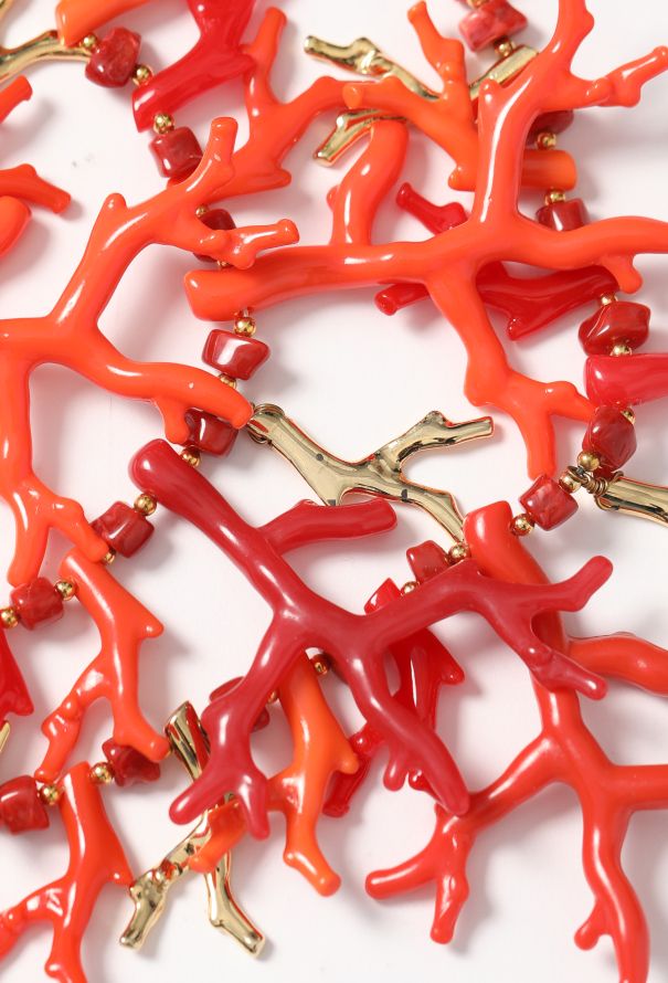 Kenneth Jay Lane Late '80s Coral Resin Bib Necklace - 3 Kenneth Jay Lane Late '80s Coral Resin Bib Necklace - 3