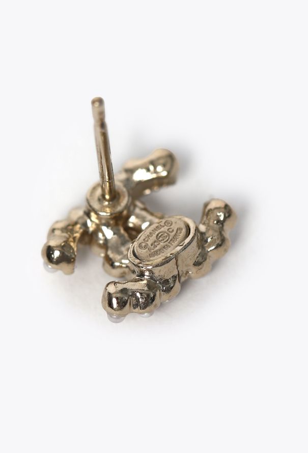 Chanel 2023 Micro Pearls 'CC' Earrings - 3