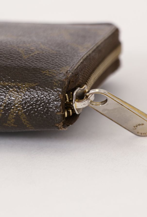 Louis Vuitton Monogram Zippy Wallet - 8