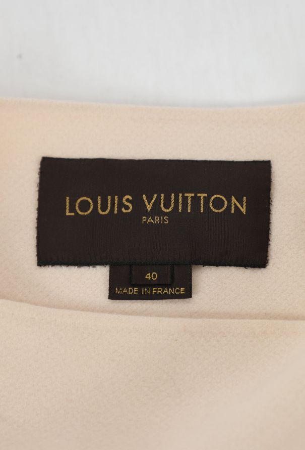 Louis Vuitton S/S 2006 Belted Cashmere Poncho - 6