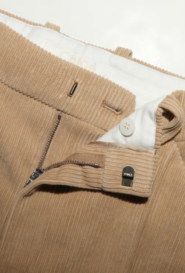 Chloé Pre-Fall 2023 Flared Corduroy Suit - 11 Chloé Pre-Fall 2023 Flared Corduroy Suit - 11