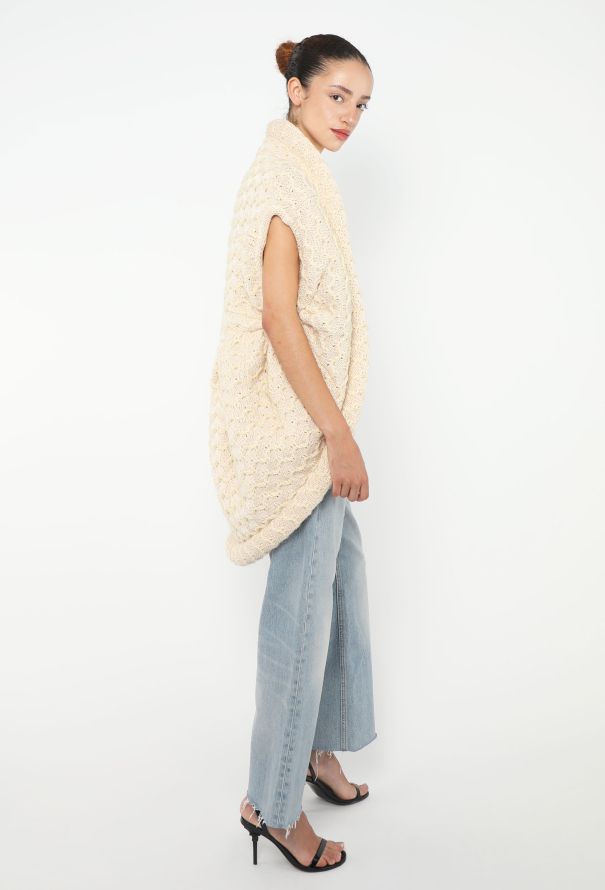 Balenciaga Rare 2006 Sculpted Cocoon Shawl - 4 Balenciaga Rare 2006 Sculpted Cocoon Shawl - 4