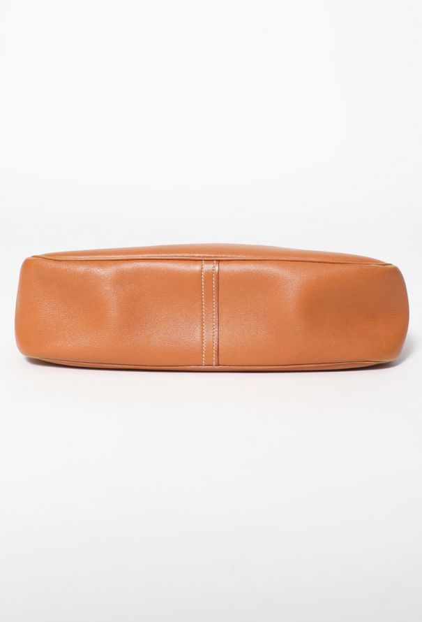 Hermès '90s Gold Calfskin Trim 31 - 6 Hermès '90s Gold Calfskin Trim 31 - 6