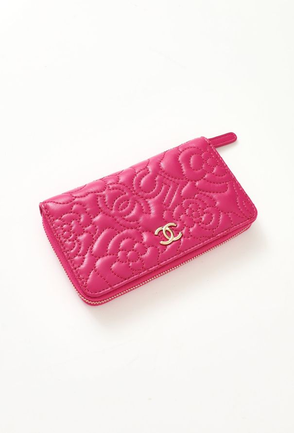 Camellia 5 Quilted Wallet
