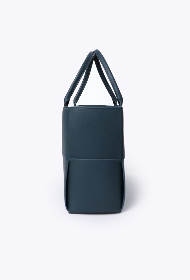 Bottega Veneta 2022 Arco Tote Bag - 4