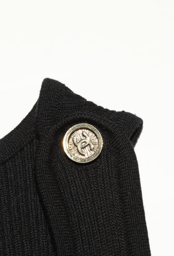 Chanel 1994 Ribbed 'CC' Button Jumpsuit - 6 Chanel 1994 Ribbed 'CC' Button Jumpsuit - 6