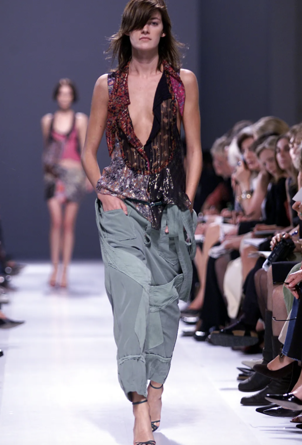 Balenciaga ICONIC S/S 2002 Belted Cargo Pants - 2