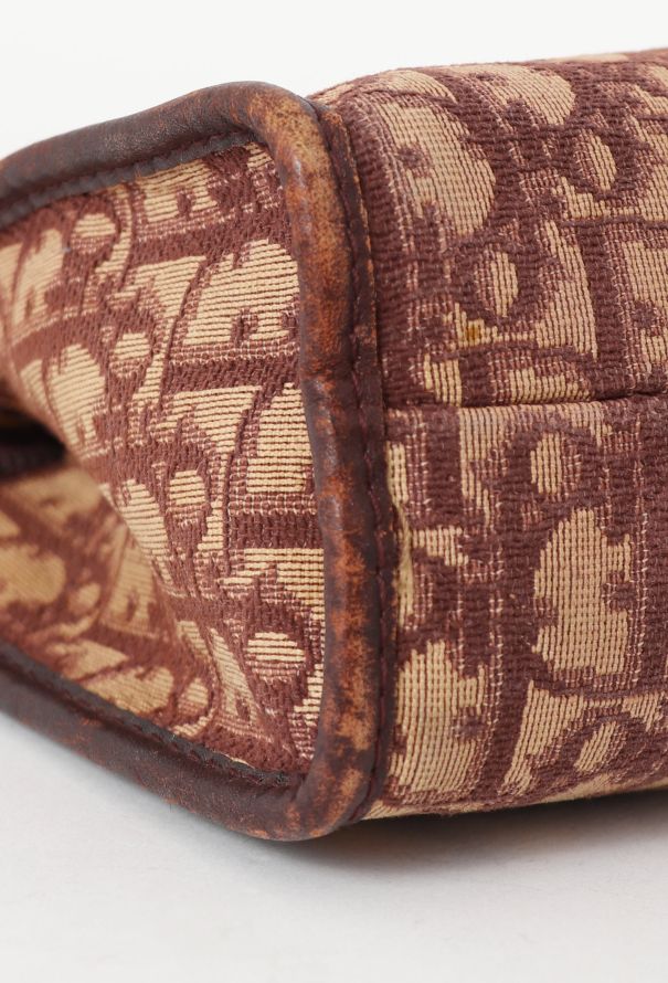 Dior '70s Oblique Travel Pouch - 9
