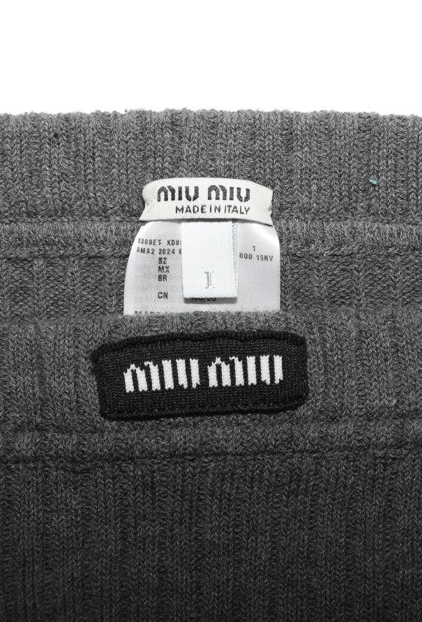 Miu Miu F/W 2024 Ribbed Emblem Tights - 5