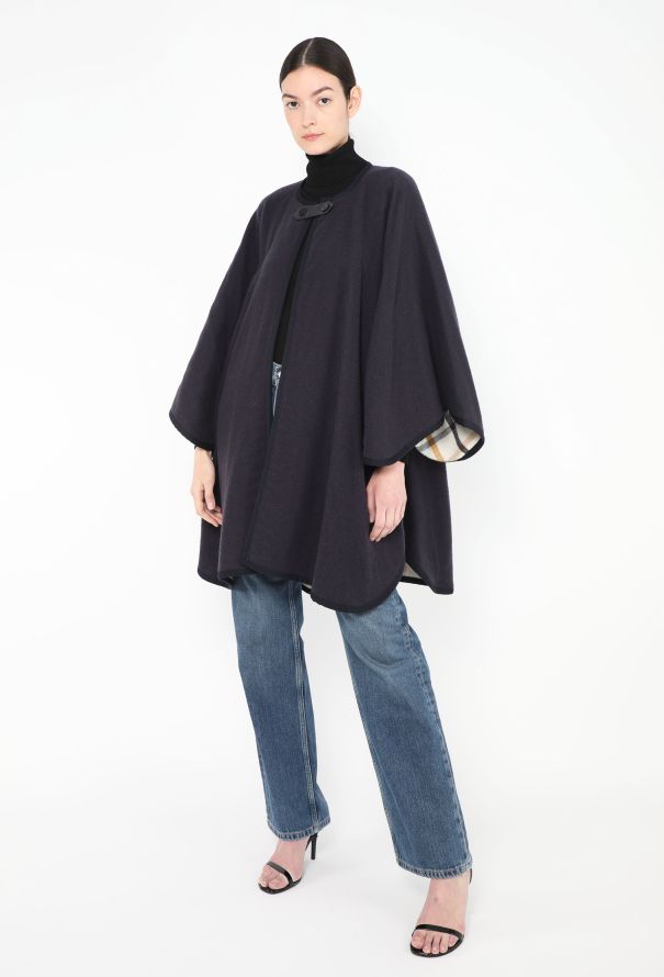 Hermès 2025 Reversible Cashmere Camail Poncho - 4