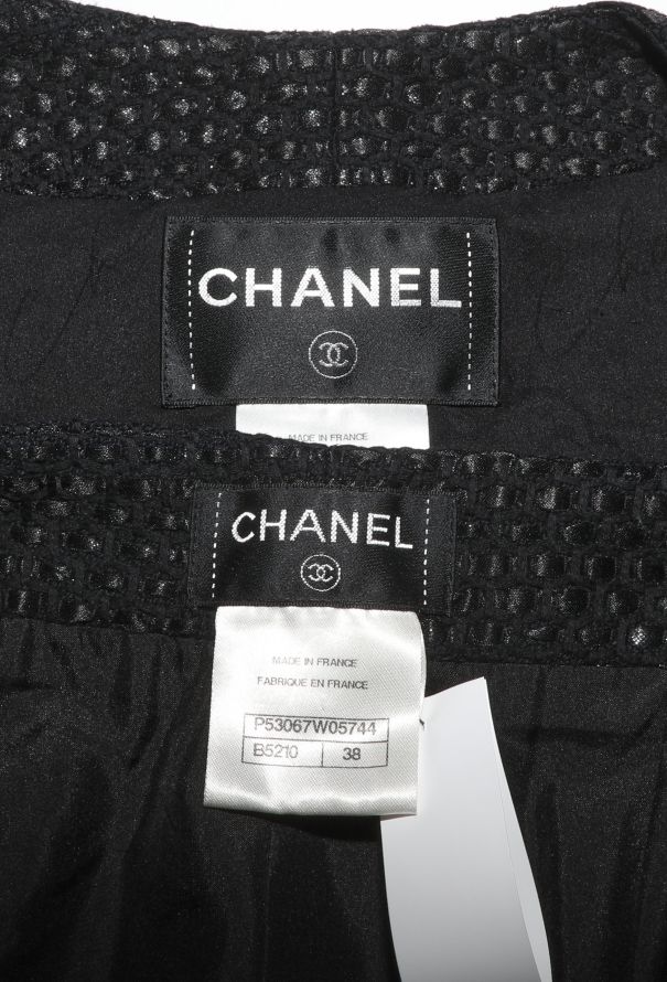 Chanel 2016 Paris-Seoul Iridescent Tweed Suit - 9