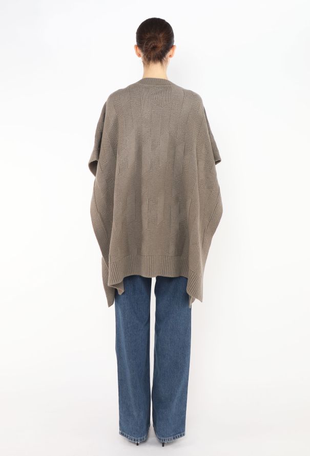 Hermès 'H' Rectangular Cape Poncho - 4