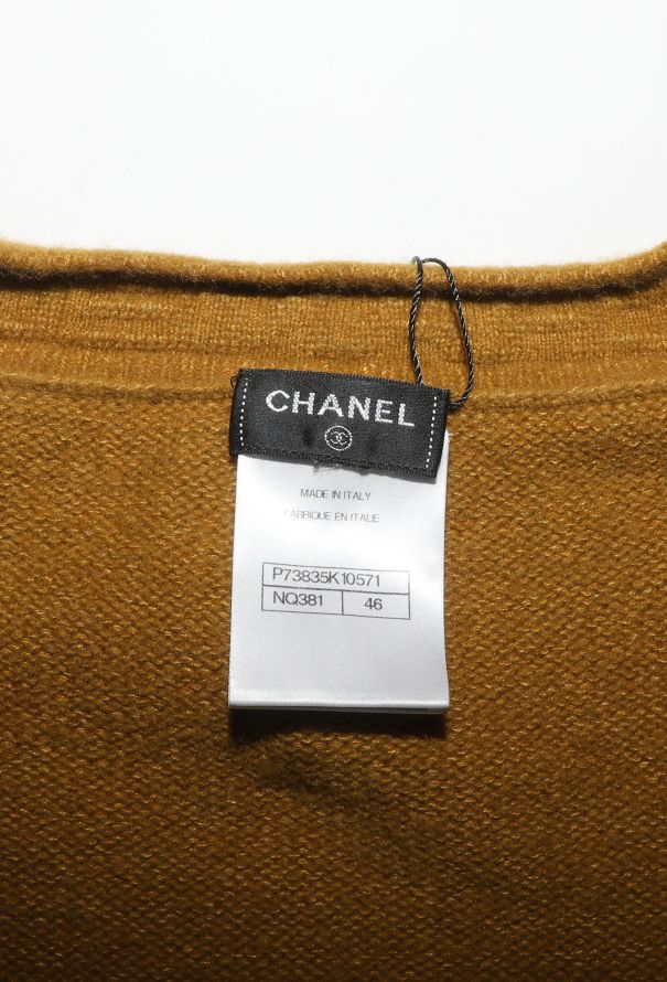 Chanel 2022 Cashmere Knit Cardigan - 5