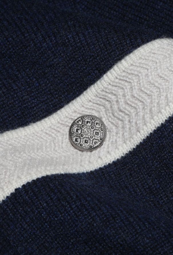 Chanel 2013 Bi-Color Cashmere Knit Cardigan - 7