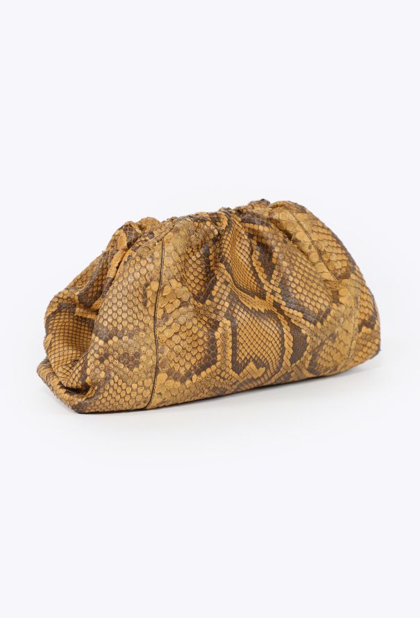 Bottega Veneta 2020  Python The Pouch Clutch Bag - 2