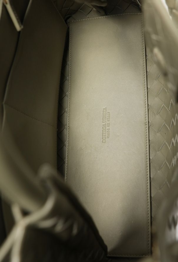 Bottega Veneta 2023 Medium Andiamo Tote Bag - 12 Bottega Veneta 2023 Medium Andiamo Tote Bag - 12