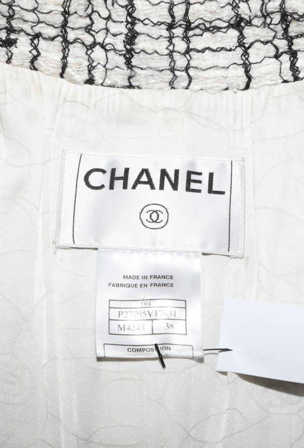 Chanel Resort 2006 Bicolor Tweed Dress - 6