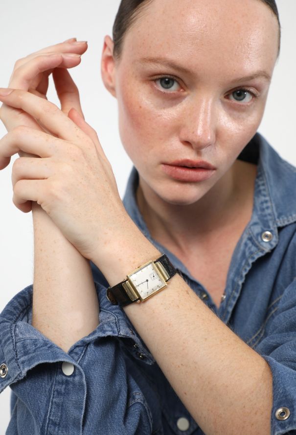 Hermès Ultra RARE 18K Yellow Gold Square Dress Watch - 4