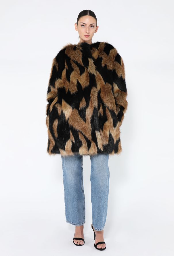Givenchy Faux Fur Coat, F/W 2018 - 4