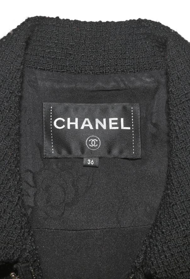 Chanel Tweed 'CC' Jacket, Resort 2017 - 8