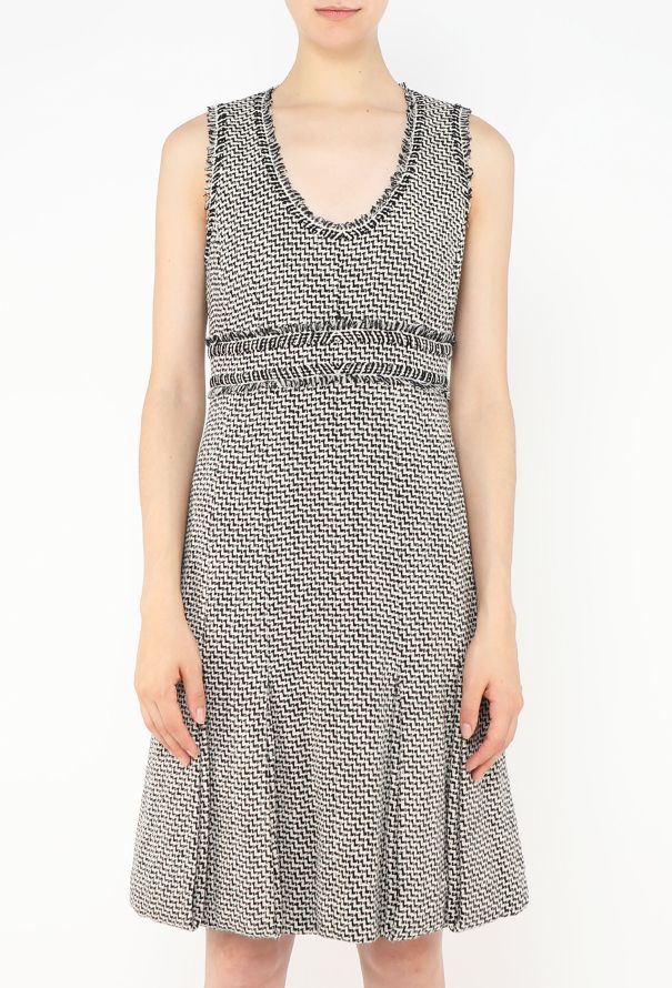 Chanel Haute Couture 2008 Tweed Chevron Dress - 3