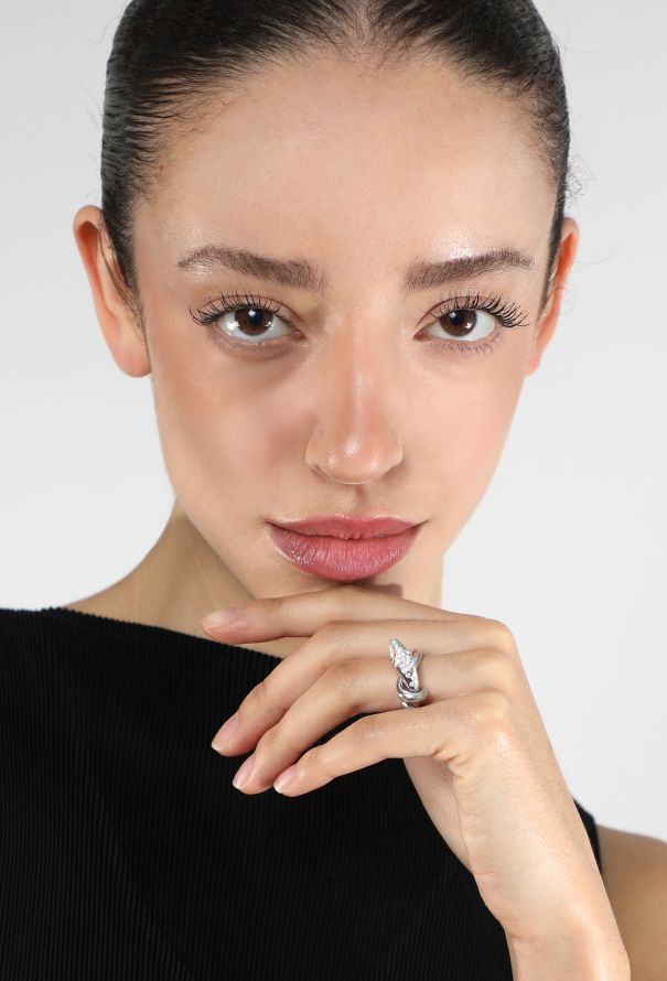 Boucheron 18K White Gold & Diamonds Trouble Serpent Ring - 2