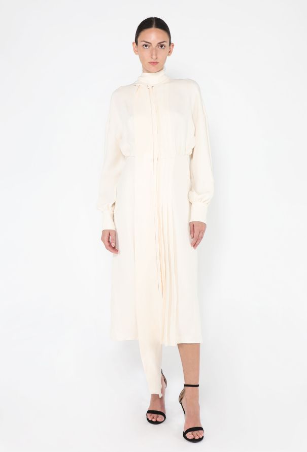 Valentino 2018 Cream Silk Dress - 3