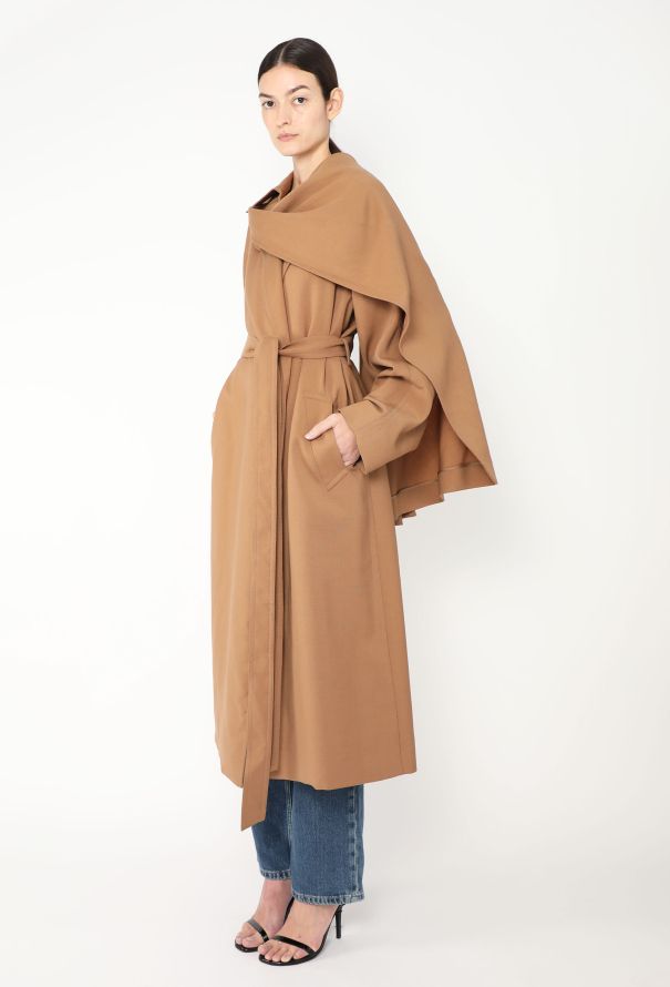 The Row 2022 Maia Belted Cape Coat - 1
