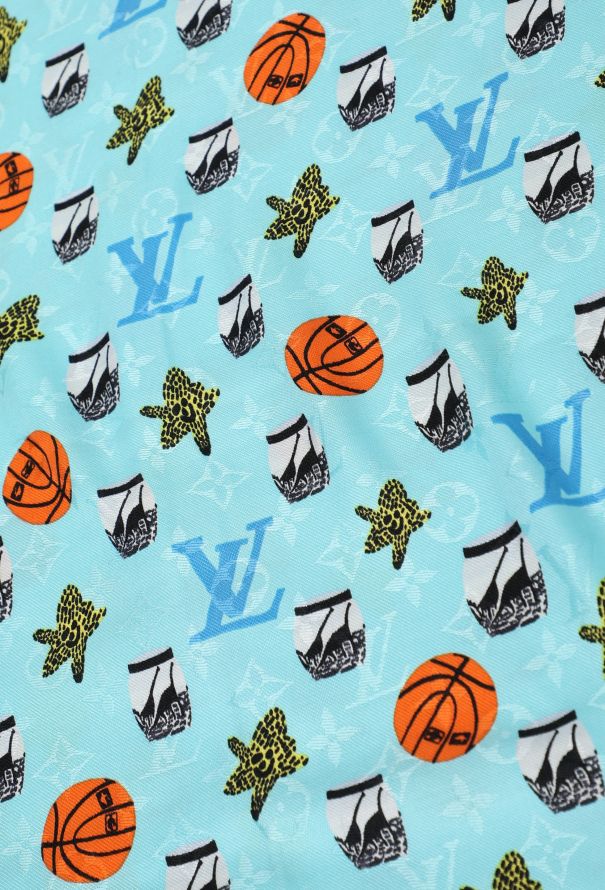 Louis Vuitton 2019 Limited Edition Jacquard Shawl - 3 Louis Vuitton 2019 Limited Edition Jacquard Shawl - 3