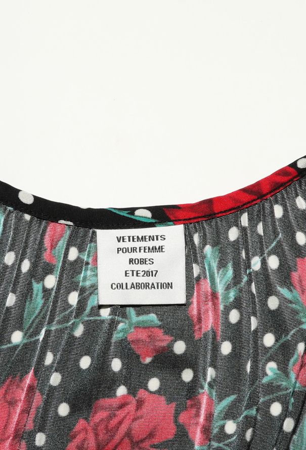 Vetements Asymmetrical Printed Maxi Dress - 6