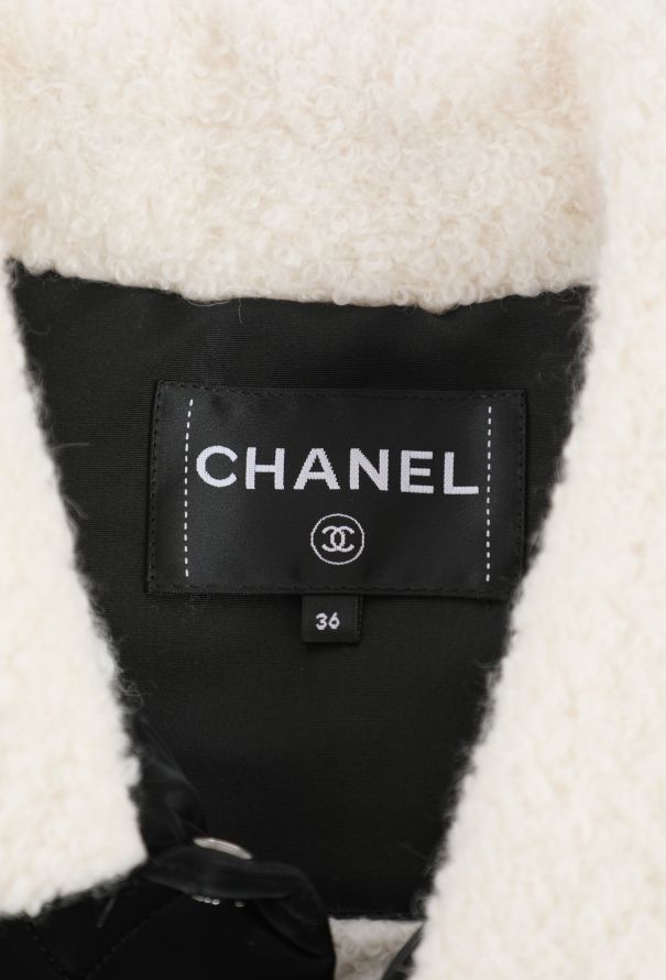 Chanel 2024 Coco Neige Quilted Bomber Jacket - 6