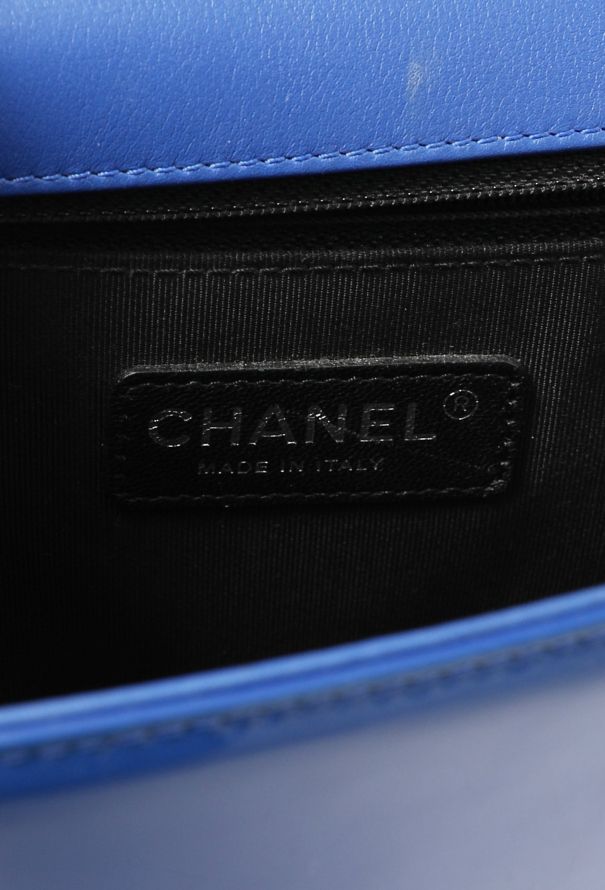 Chanel Patent Plexiglass Large Boy Bag - 11