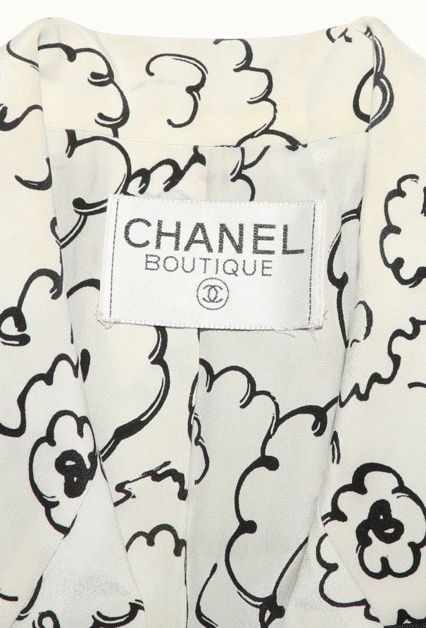 Chanel ICONIC S/S 1993 Graphic Trim 'CC' Blazer - 6 Chanel ICONIC S/S 1993 Graphic Trim 'CC' Blazer - 6