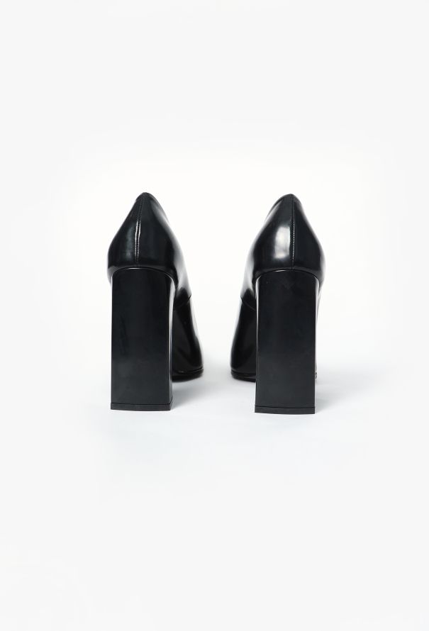 Balenciaga 2022 Round Toe Leather Pumps - 4